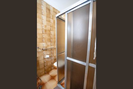 Casa à venda com 300m², 3 quartos e sem vagaBanheiro da suíte