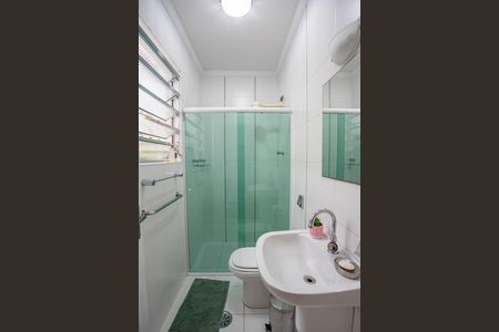 Casa à venda com 300m², 3 quartos e sem vagaBanheiro social