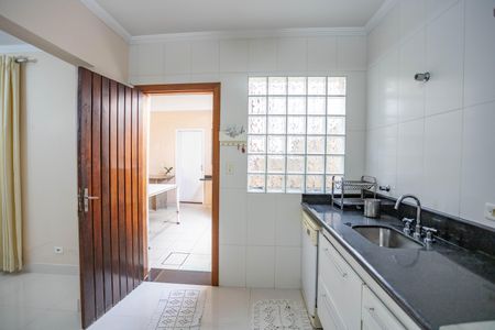 Casa à venda com 300m², 3 quartos e sem vagaCozinha