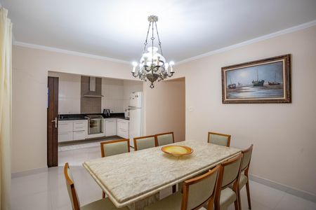 Casa à venda com 300m², 3 quartos e sem vagaCopa