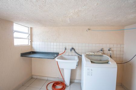 Casa à venda com 300m², 3 quartos e sem vagaÁrea de serviço