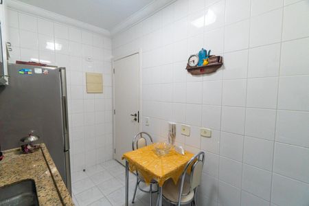 Apartamento à venda com 68m², 2 quartos e 2 vagasCozinha