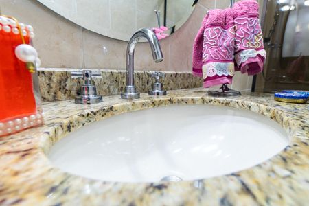 Apartamento à venda com 68m², 2 quartos e 2 vagasBanheiro Social 