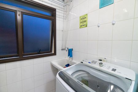 Apartamento à venda com 68m², 2 quartos e 2 vagasÁrea de Serviço