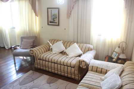 Apartamento à venda com 125m², 3 quartos e 2 vagasSala