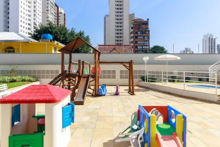 Apartamento para alugar com 130m², 3 quartos e 2 vagasÁrea comum - Playground