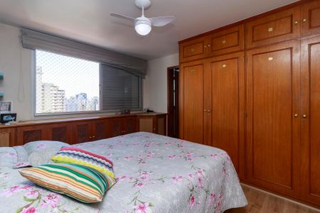 Apartamento para alugar com 130m², 3 quartos e 2 vagasSuíte