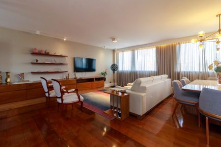Apartamento para alugar com 130m², 3 quartos e 2 vagasSala
