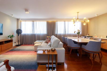 Apartamento para alugar com 130m², 3 quartos e 2 vagasSala