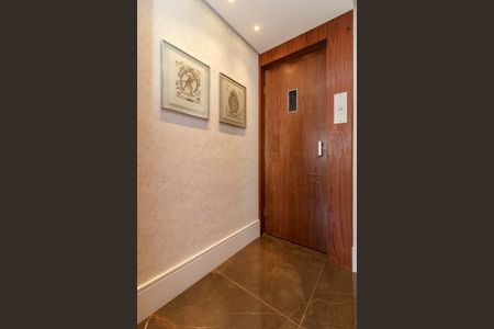 Apartamento para alugar com 130m², 3 quartos e 2 vagasCorredor
