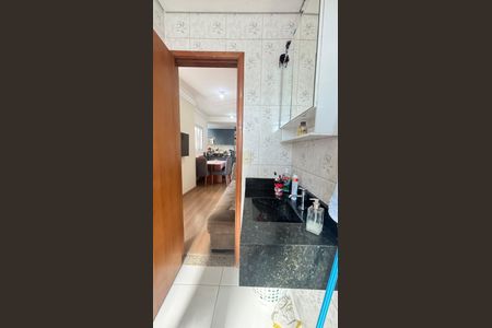 Apartamento à venda com 88m², 2 quartos e 1 vaga Apartamento à venda com 88m², 2 quartos e 1 vagaBanheiro