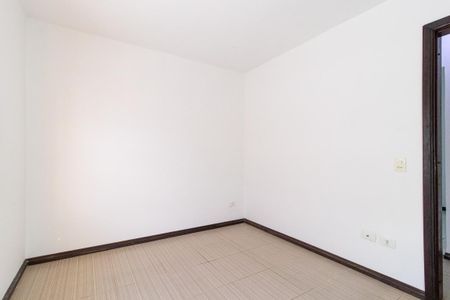Casa para alugar com 330m², 3 quartos e 2 vagas Casa para alugar com 330m², 3 quartos e 2 vagasQuarto 2
