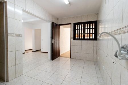 Casa para alugar com 330m², 3 quartos e 2 vagas Casa para alugar com 330m², 3 quartos e 2 vagasCozinha