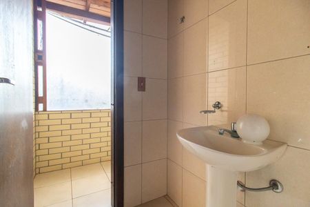 Casa para alugar com 330m², 3 quartos e 2 vagas Casa para alugar com 330m², 3 quartos e 2 vagasBanheiro de serviço