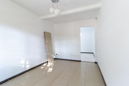 Casa para alugar com 330m², 3 quartos e 2 vagas Casa para alugar com 330m², 3 quartos e 2 vagasSala