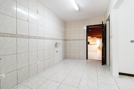 Casa para alugar com 330m², 3 quartos e 2 vagas Casa para alugar com 330m², 3 quartos e 2 vagasCozinha