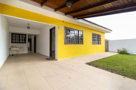 Casa para alugar com 330m², 3 quartos e 2 vagas Casa para alugar com 330m², 3 quartos e 2 vagasFachada