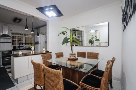 Casa à venda com 95m², 3 quartos e 1 vagaSala de Jantar