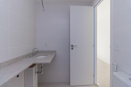 Apartamento à venda com 105m², 3 quartos e 2 vagasBanheiro da Suíte 2
