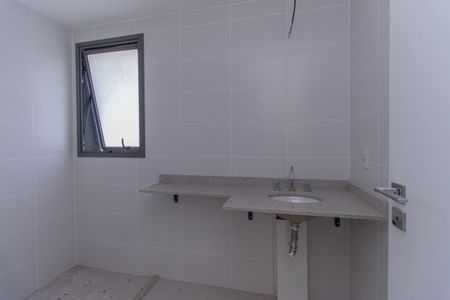 Apartamento à venda com 105m², 3 quartos e 2 vagasBanheiro da Suíte 2