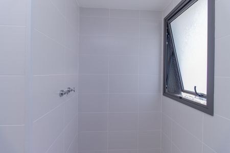 Apartamento à venda com 105m², 3 quartos e 2 vagasBanheiro da Suíte 2