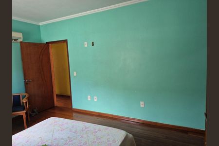 Casa à venda com 419m², 5 quartos e 5 vagas