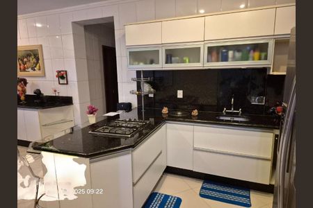 Casa à venda com 419m², 5 quartos e 5 vagas