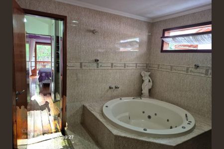 Casa à venda com 419m², 5 quartos e 5 vagas