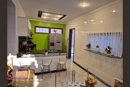 Casa à venda com 419m², 5 quartos e 5 vagas