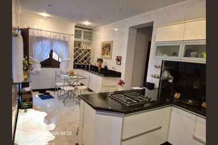 Casa à venda com 419m², 5 quartos e 5 vagas