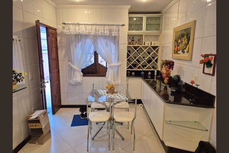 Casa à venda com 419m², 5 quartos e 5 vagas