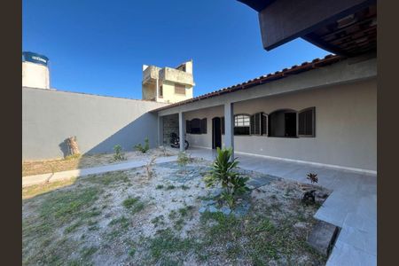 Casa à venda com 2 quartos, 108m² em Itaipu, Niterói