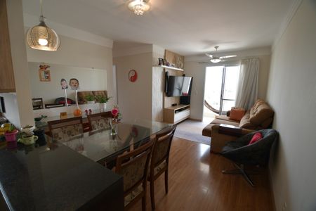Apartamento à venda com 85m², 3 quartos e 2 vagasSala