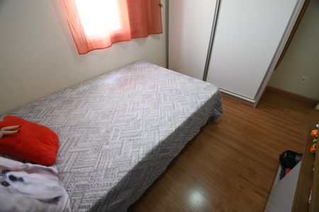 Apartamento à venda com 85m², 3 quartos e 2 vagasQuarto 2