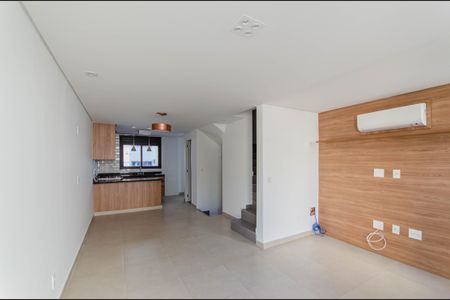 Casa de condomínio para alugar com 152m², 2 quartos e 2 vagas Casa de condomínio para alugar com 152m², 2 quartos e 2 vagasSala