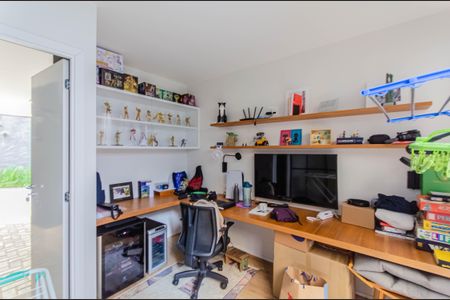 Casa de condomínio para alugar com 152m², 2 quartos e 2 vagas Casa de condomínio para alugar com 152m², 2 quartos e 2 vagasEdícula