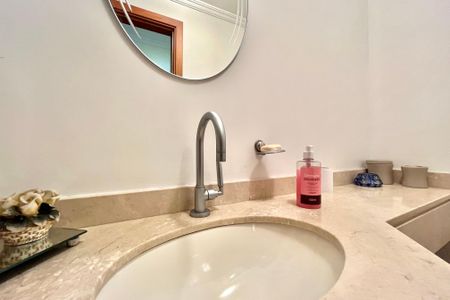 Apartamento à venda com 156m², 3 quartos e 3 vagasLavabo