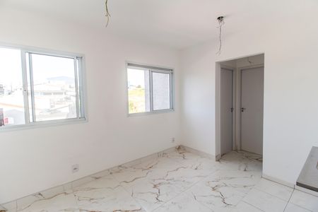 Apartamento para alugar com 34m², 2 quartos e 1 vaga Apartamento para alugar com 34m², 2 quartos e 1 vagaSala