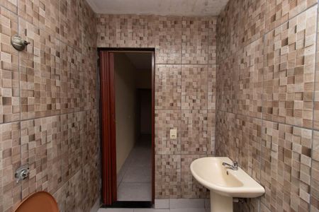 Casa à venda com 103m², 2 quartos e 1 vagaBanheiro