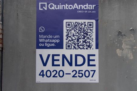 Casa à venda com 103m², 2 quartos e 1 vagaFachada e placa