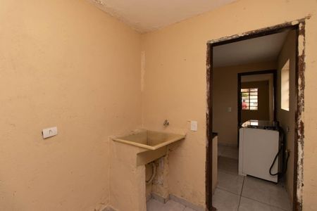 Casa à venda com 103m², 2 quartos e 1 vagaÁrea de Serviço