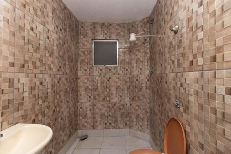 Casa à venda com 103m², 2 quartos e 1 vagaBanheiro