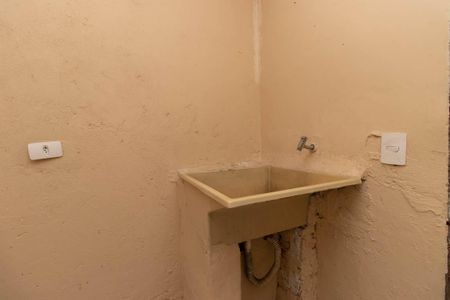 Casa à venda com 103m², 2 quartos e 1 vagaÁrea de Serviço