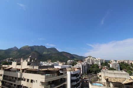 Apartamento à venda com 40m², 1 quarto e 1 vagaÁrea comum - Vista
