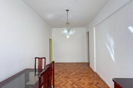 Apartamento à venda com 75m², 2 quartos e 1 vaga Apartamento à venda com 75m², 2 quartos e 1 vagaSala