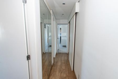 Apartamento à venda com 179m², 3 quartos e 3 vagasCorredor