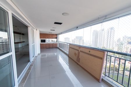 Apartamento à venda com 179m², 3 quartos e 3 vagasVaranda