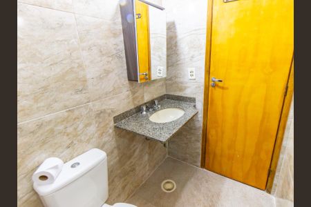 Apartamento à venda com 64m², 2 quartos e 2 vagas Apartamento à venda com 64m², 2 quartos e 2 vagasBanheiro