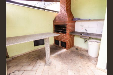 Apartamento à venda com 64m², 2 quartos e 2 vagas Apartamento à venda com 64m², 2 quartos e 2 vagasÁrea comum - Churrasqueira