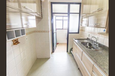 Apartamento à venda com 64m², 2 quartos e 2 vagas Apartamento à venda com 64m², 2 quartos e 2 vagasCozinha